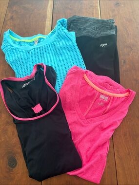 Workout Bundle XL Everlast Pink V-Neck Top with Black and Aqua Activewear Set